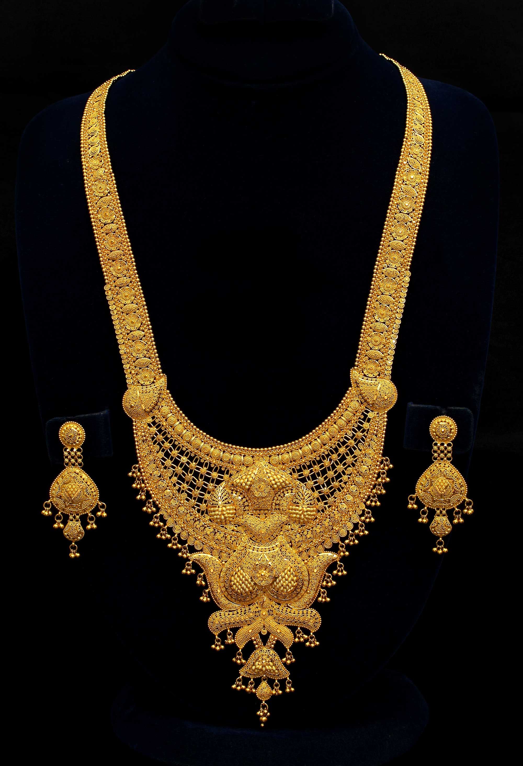 (2000×2929). Gold fashion necklace, Gold necklace designs, Gold necklace indian bridal jewelry