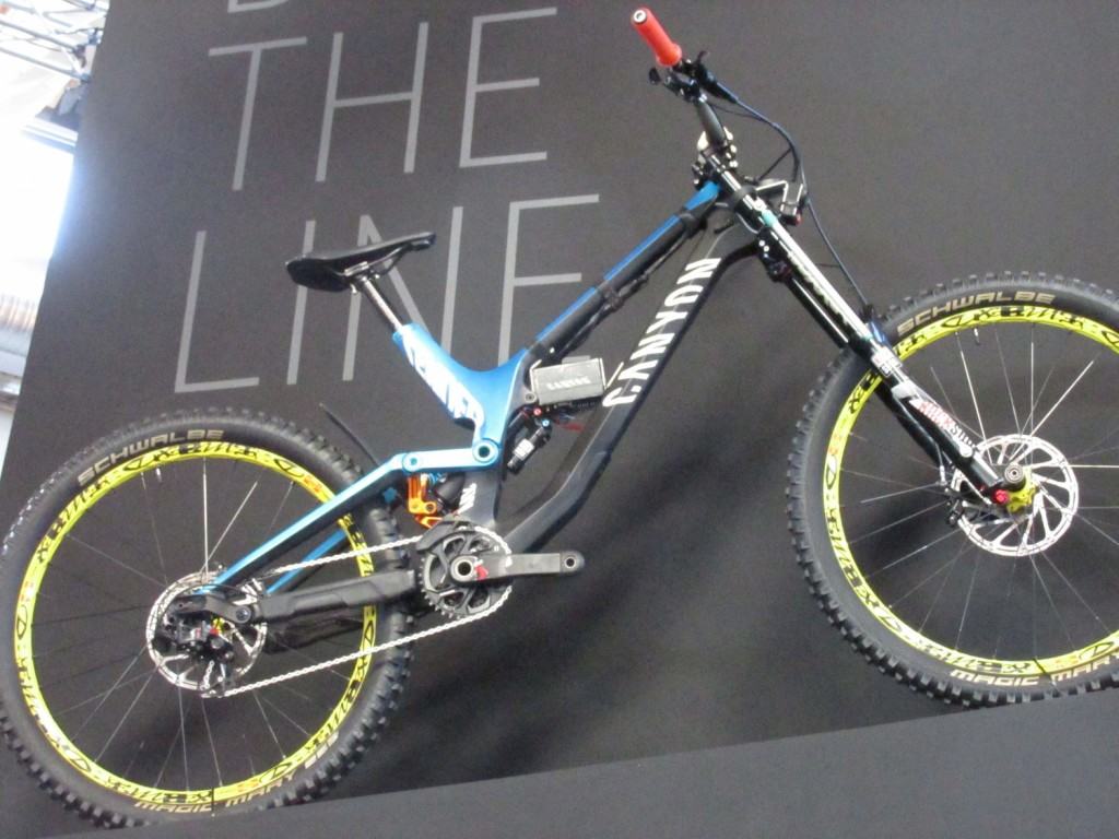 Canyon's New Sender DH Bike