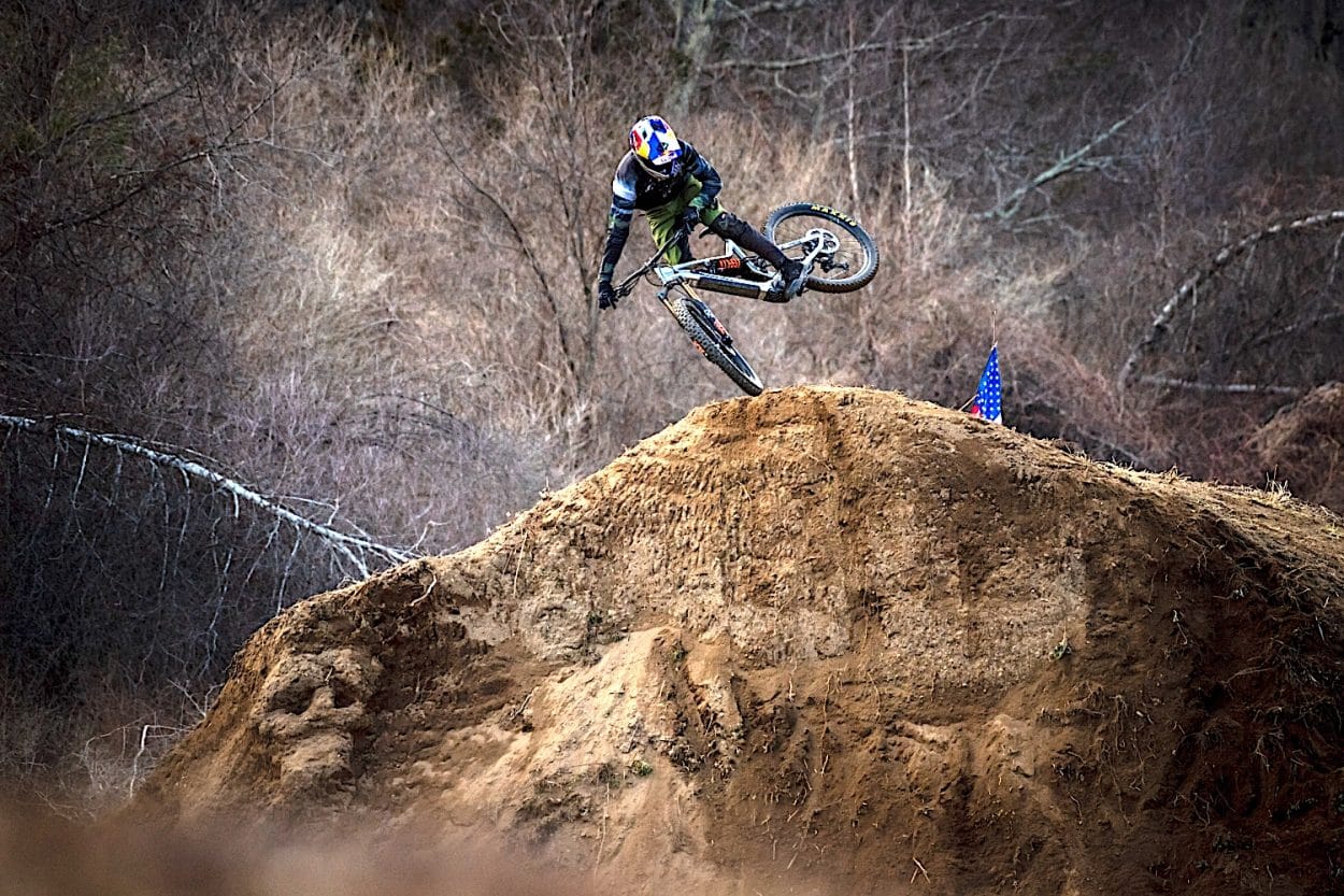 Commencal Bicycles Welcomes Aboard Aaron Chase