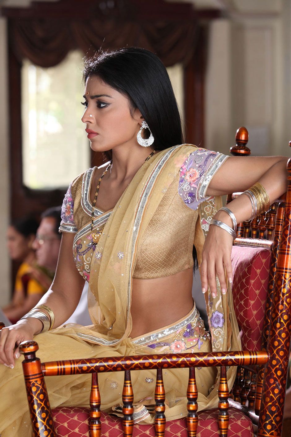Shriya Hot in Pavithra Movie Photo