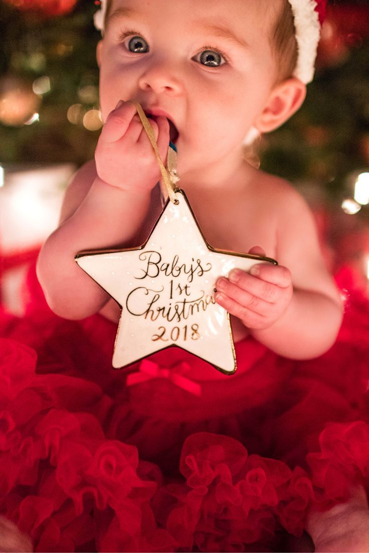 Baby pic ideas. Baby christmas photo, Christmas baby picture, Baby christmas photography