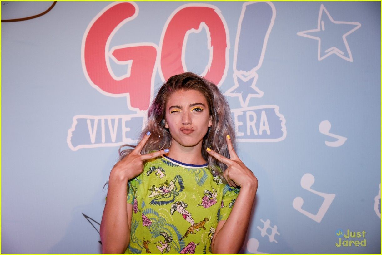 Go! Vive a Tu Manera' Stars Celebrate Premiere of Series on Netflix: Photo 1218200. Go Vive a Tu Manera, Jose Gimenez Zapiola, Netflix, Pilar Pascual, Renata Toscano, Santiago Saez Rivera Picture