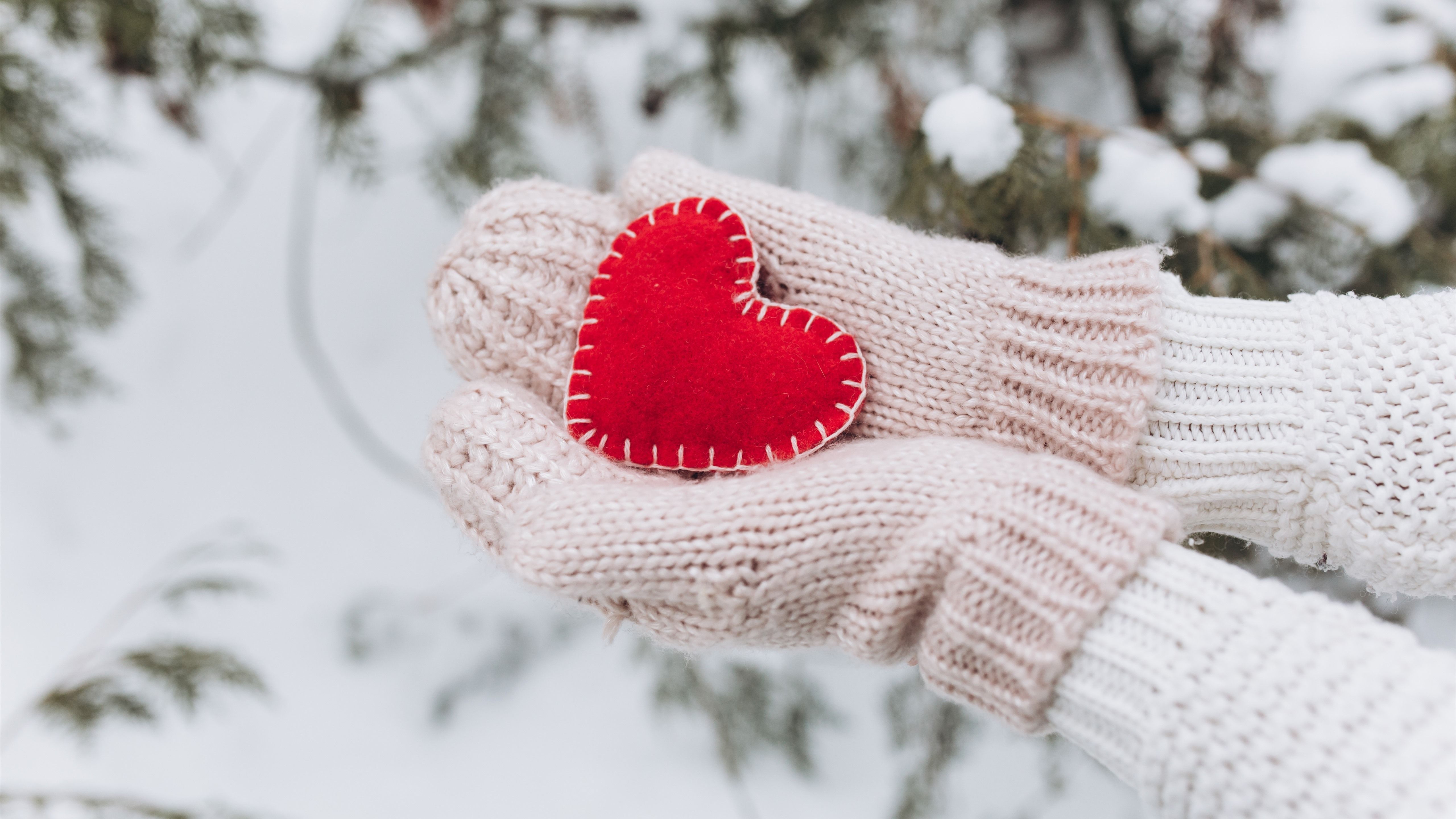 Wallpaper Red love heart, hands, gloves, winter 5120x2880 UHD 5K Picture, Image