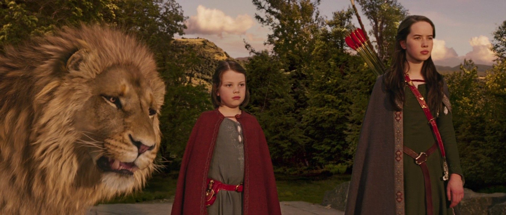 Wallpaper Blink Best Of The Chronicles Of Narnia Prince The Witch And The Wardrobe Aslan Lucy And Susan Wallpaper & Background Download