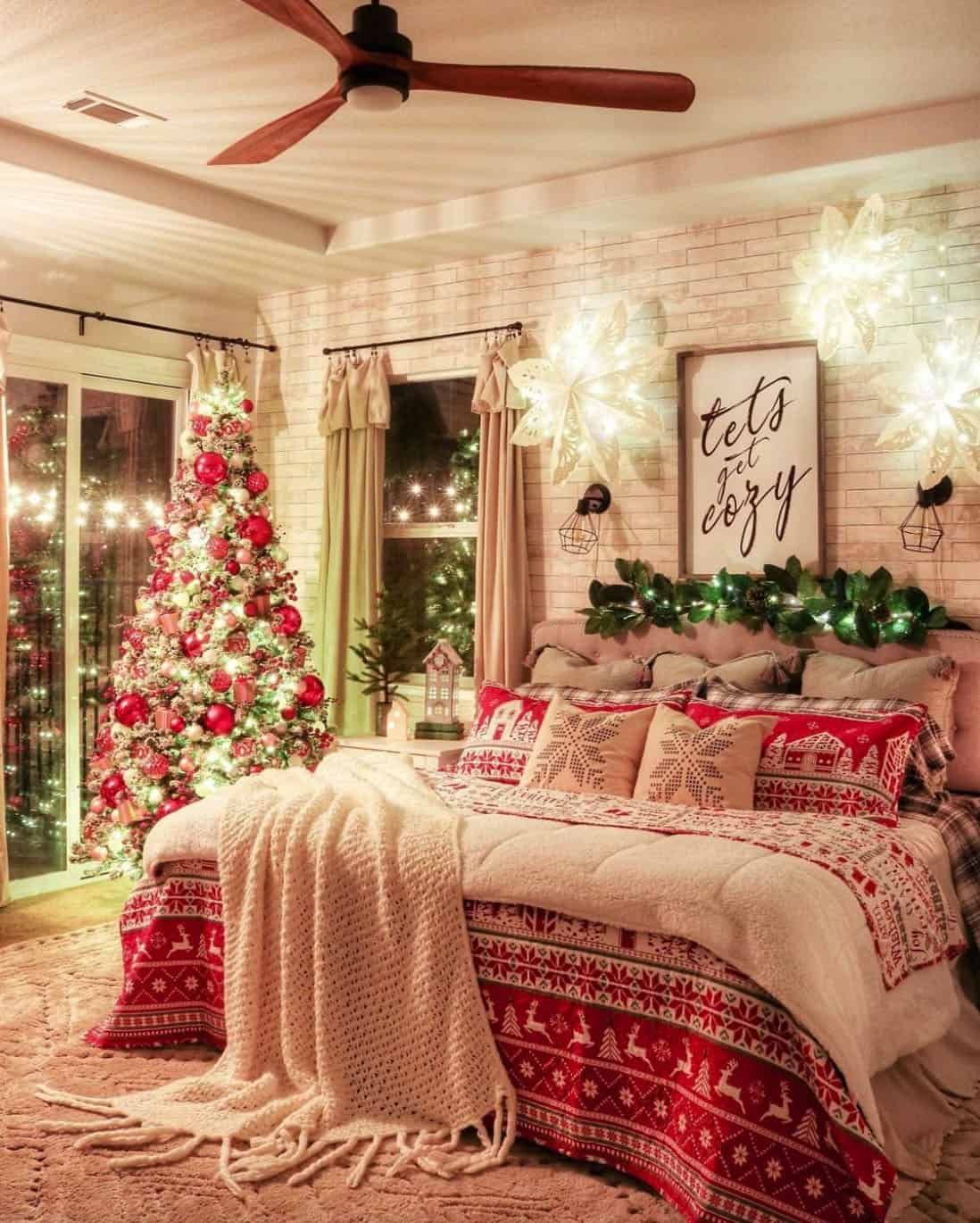 Merry Christmas From Our Home To Yours: 70 Christmas Decor Ideas. Christmas decorations bedroom, Christmas decorations living room, Christmas decor inspiration