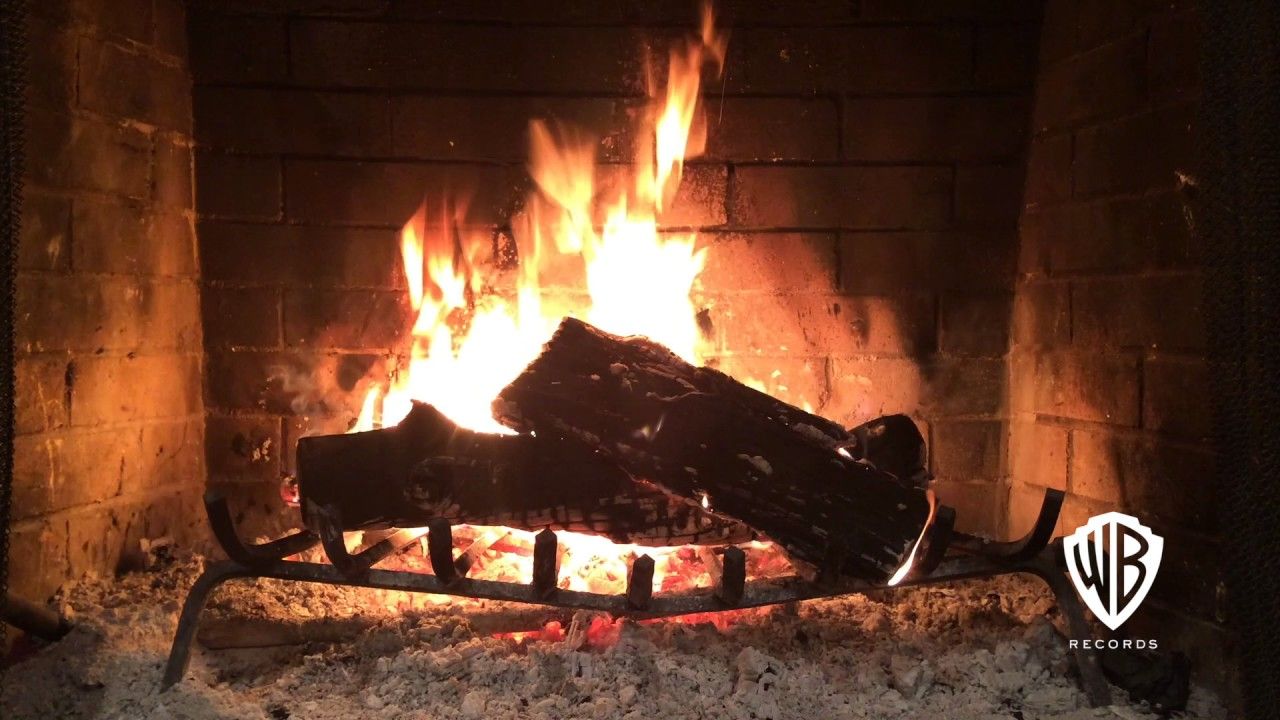 Classic Christmas & Holiday HD Yule Log Fireplace. 90 Mins Of Music