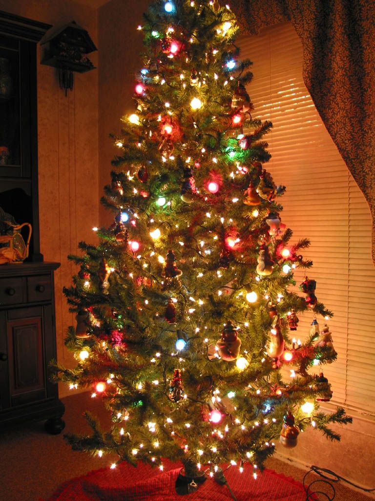 Christmas Tree Bing image Wallpaper Gallery