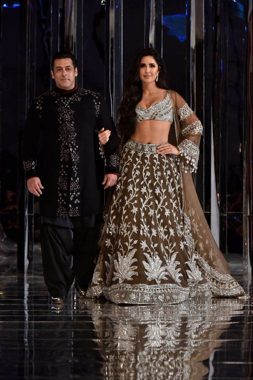 Salman Khan and Katrina Kaif Rule the Runway at Manish Malhotra Show; See Pics and Video