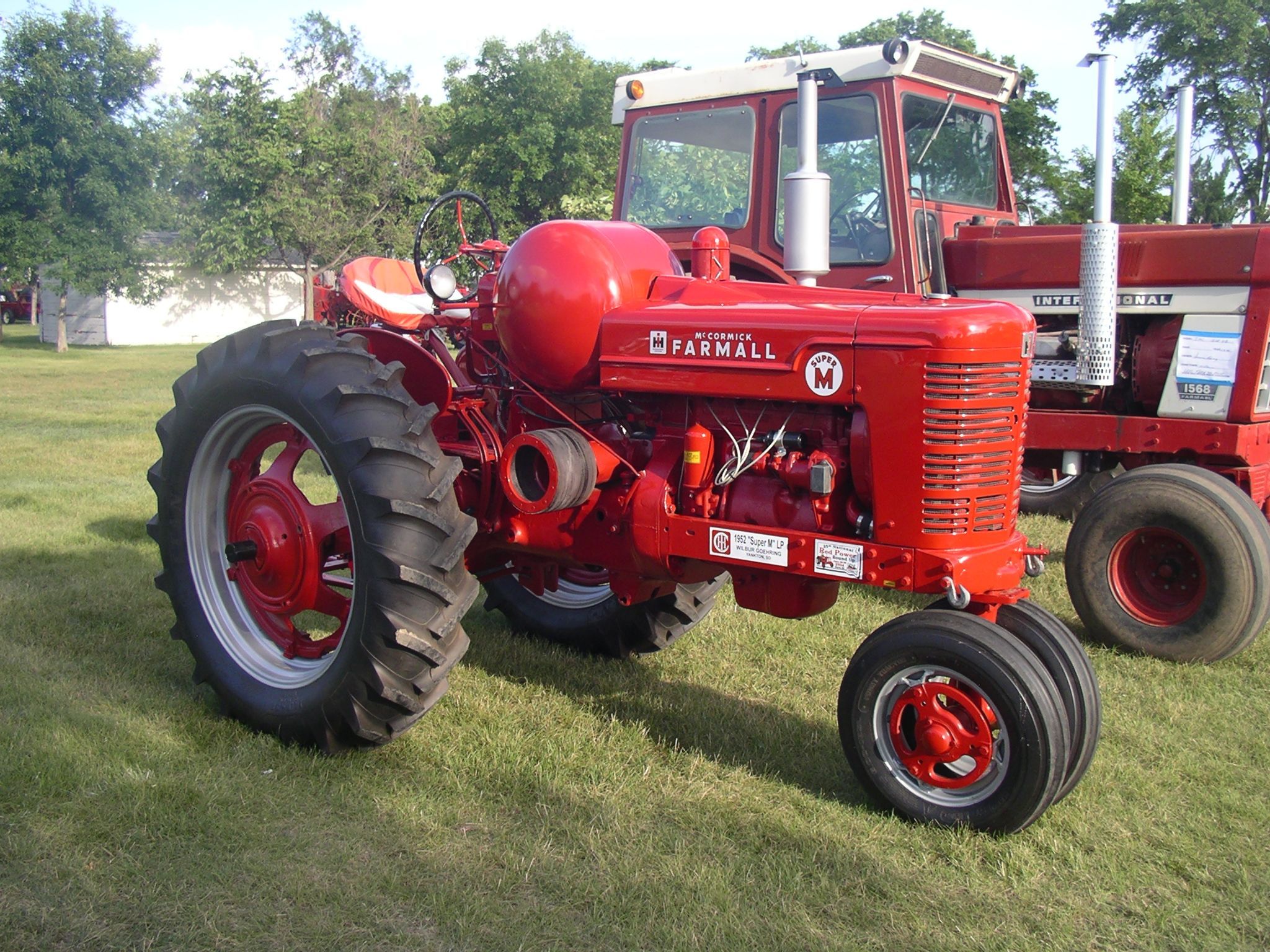 Farmall Super M LPG. Farmall, Tractors, Farmall tractors