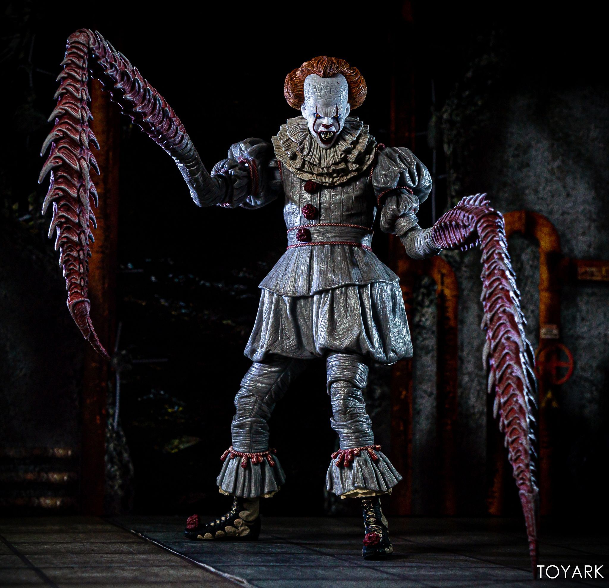 IT 2017 Clown Pennywise Figure and Pennywise Accessory Set Photo Shoot