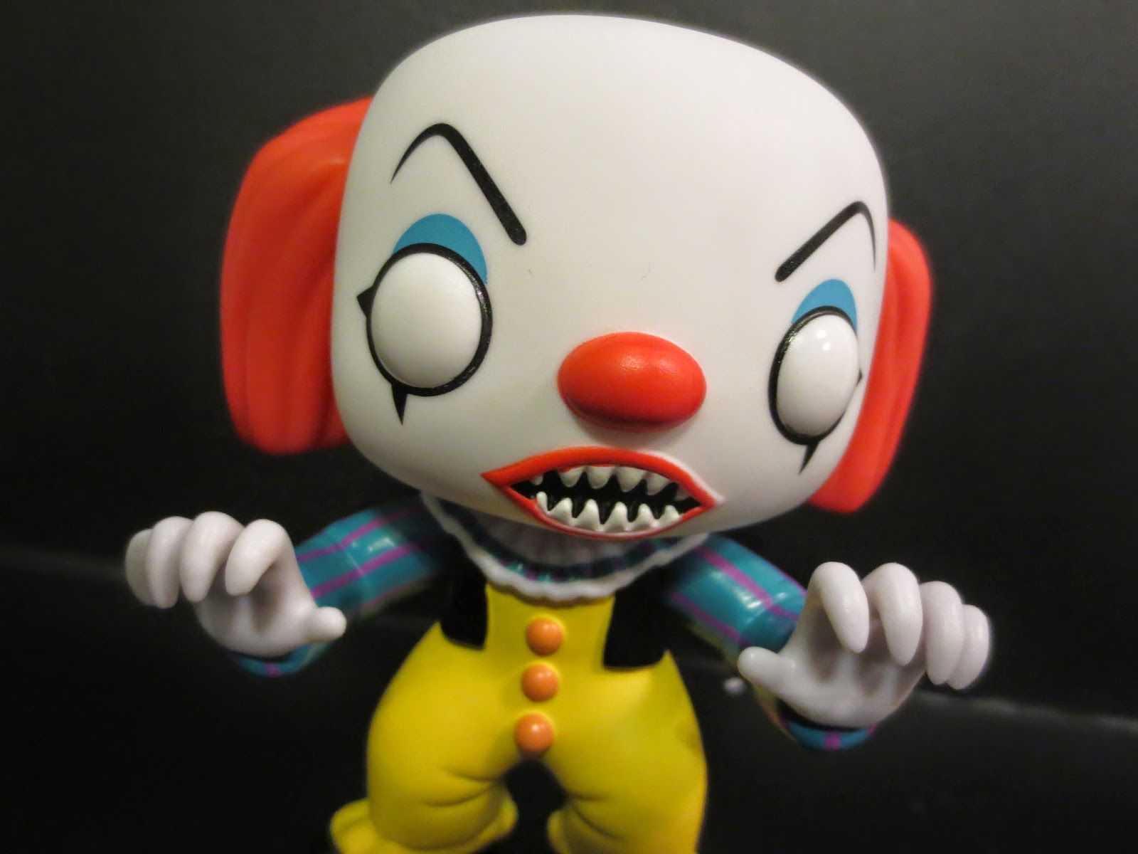 Action Figure Barbecue: Action Figure Review: Pennywise from It from POP! Movies