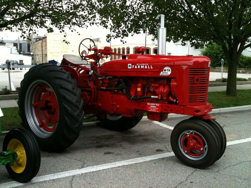 Farmall Super M TA. Farmall, Tractors, Farmall Super M