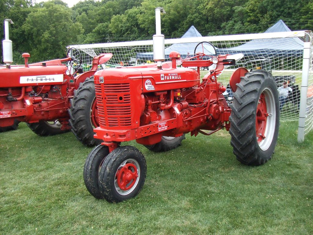 Farmall Super M TA Tractor