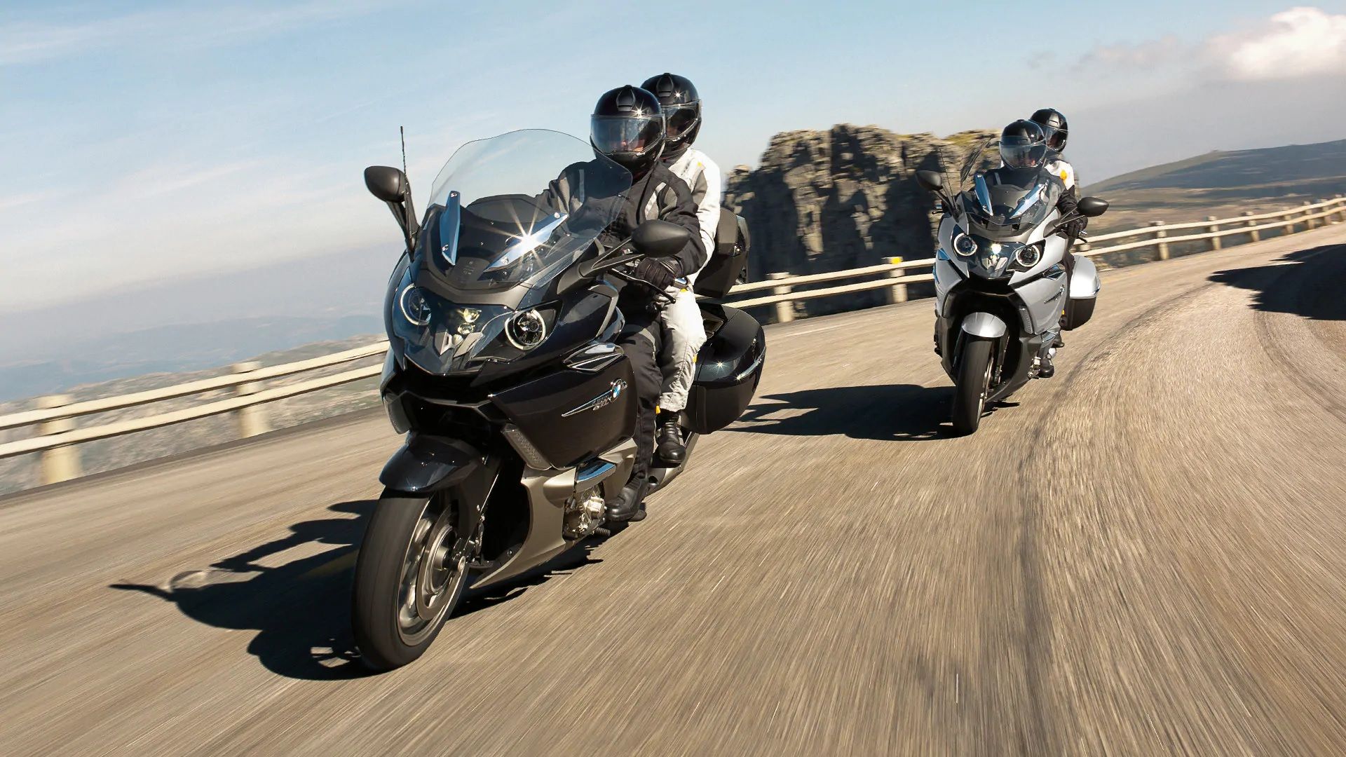 BMW K 1600 GTL [Specs, Features, Photo]
