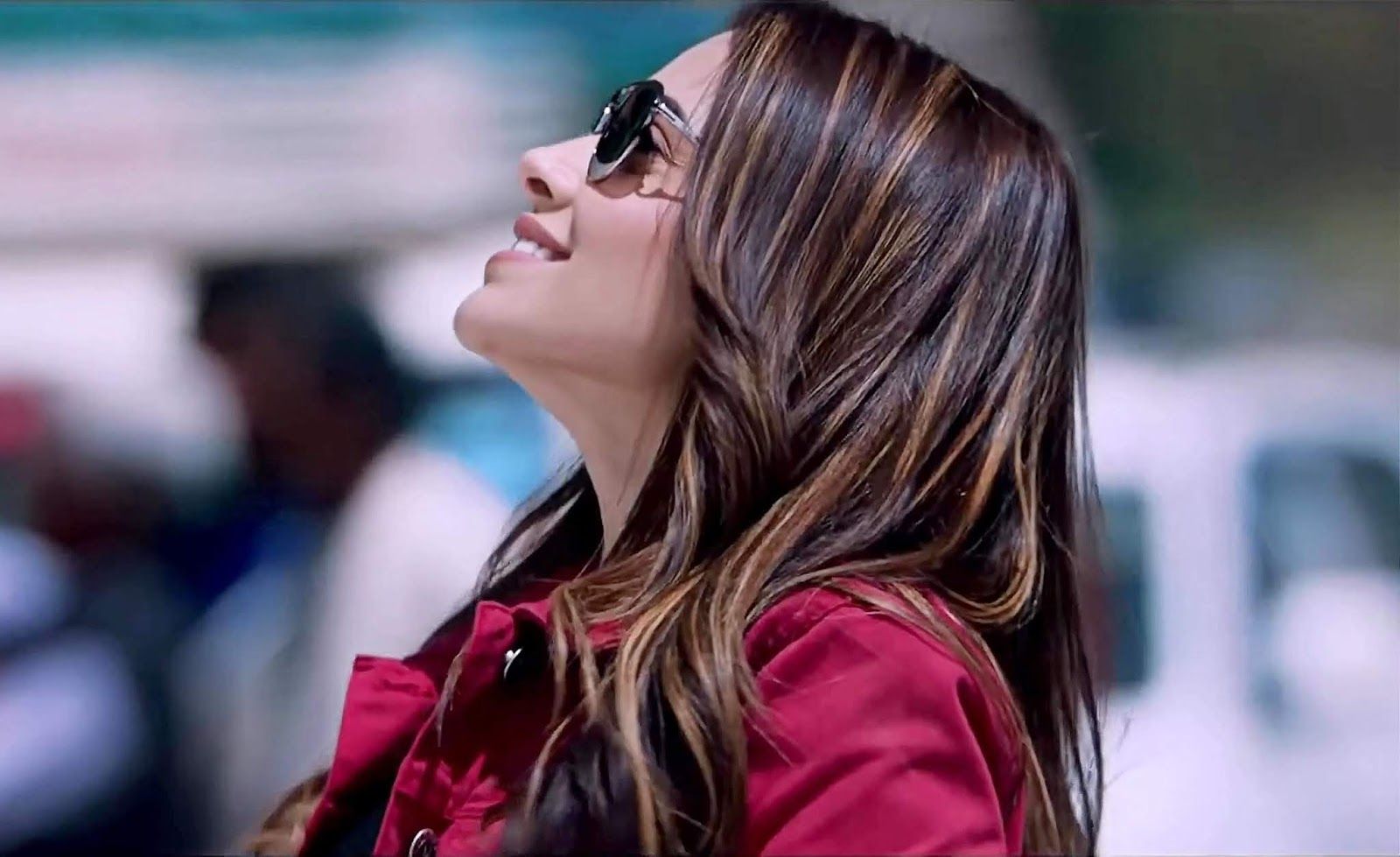 Checkout 'Ishq Tera' Song Ft. Guru Randhawa & Nushrat Bharucha 4k Screenshot HD Photo