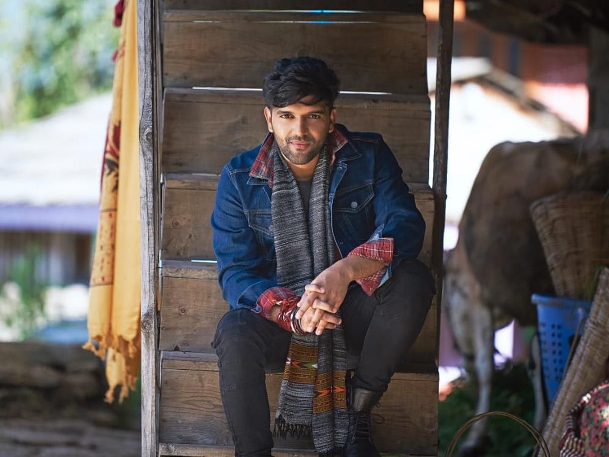 Guru Randhawa Gives Us Useful Tips On How To Become A YouTube Sensation