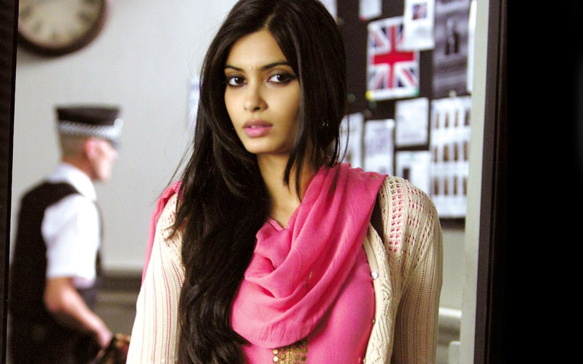 Diana Penty in Cocktail Movie Wallpapers.