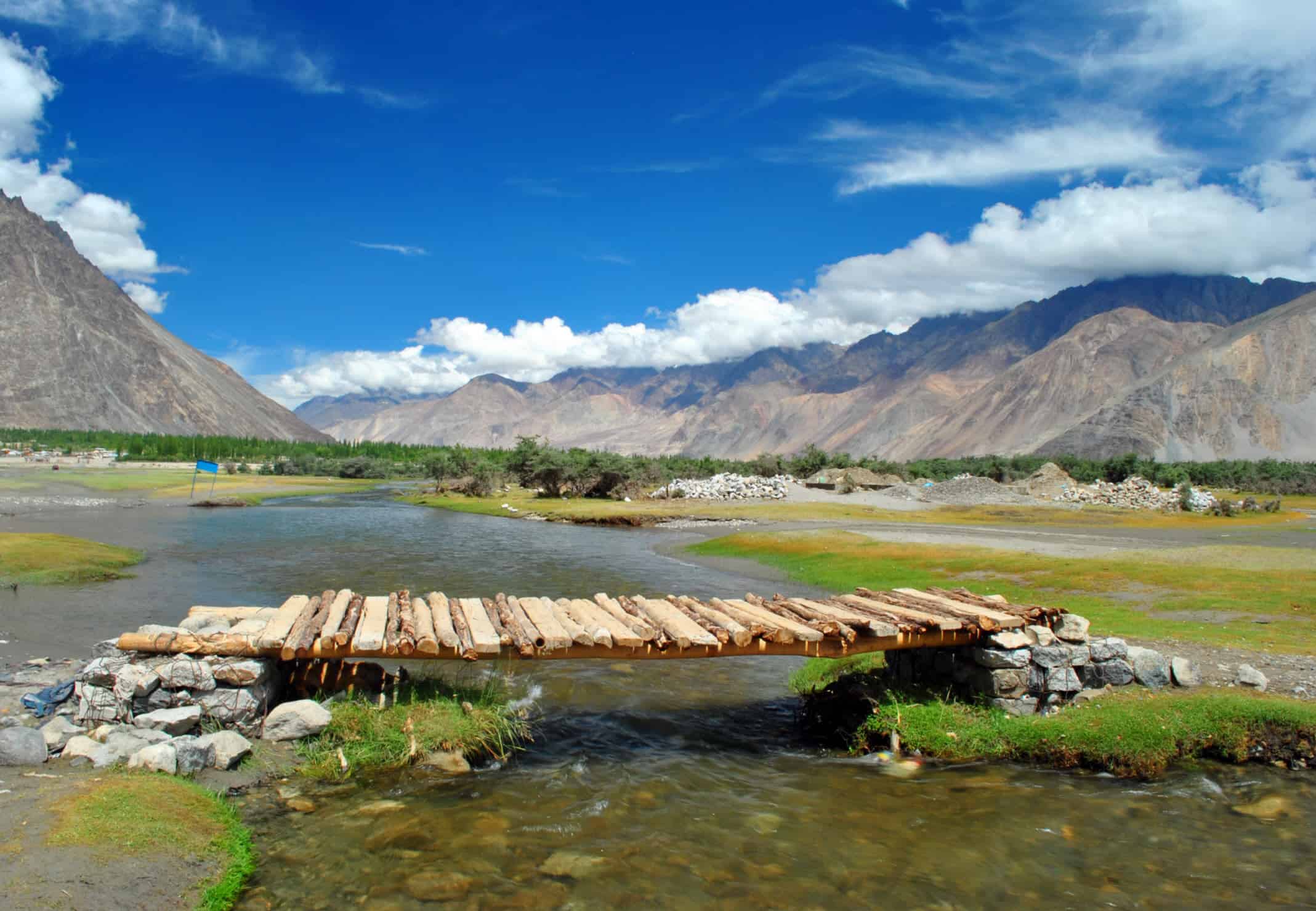 Nubra Valley Ladakh. Sightseeing and Travel Guide