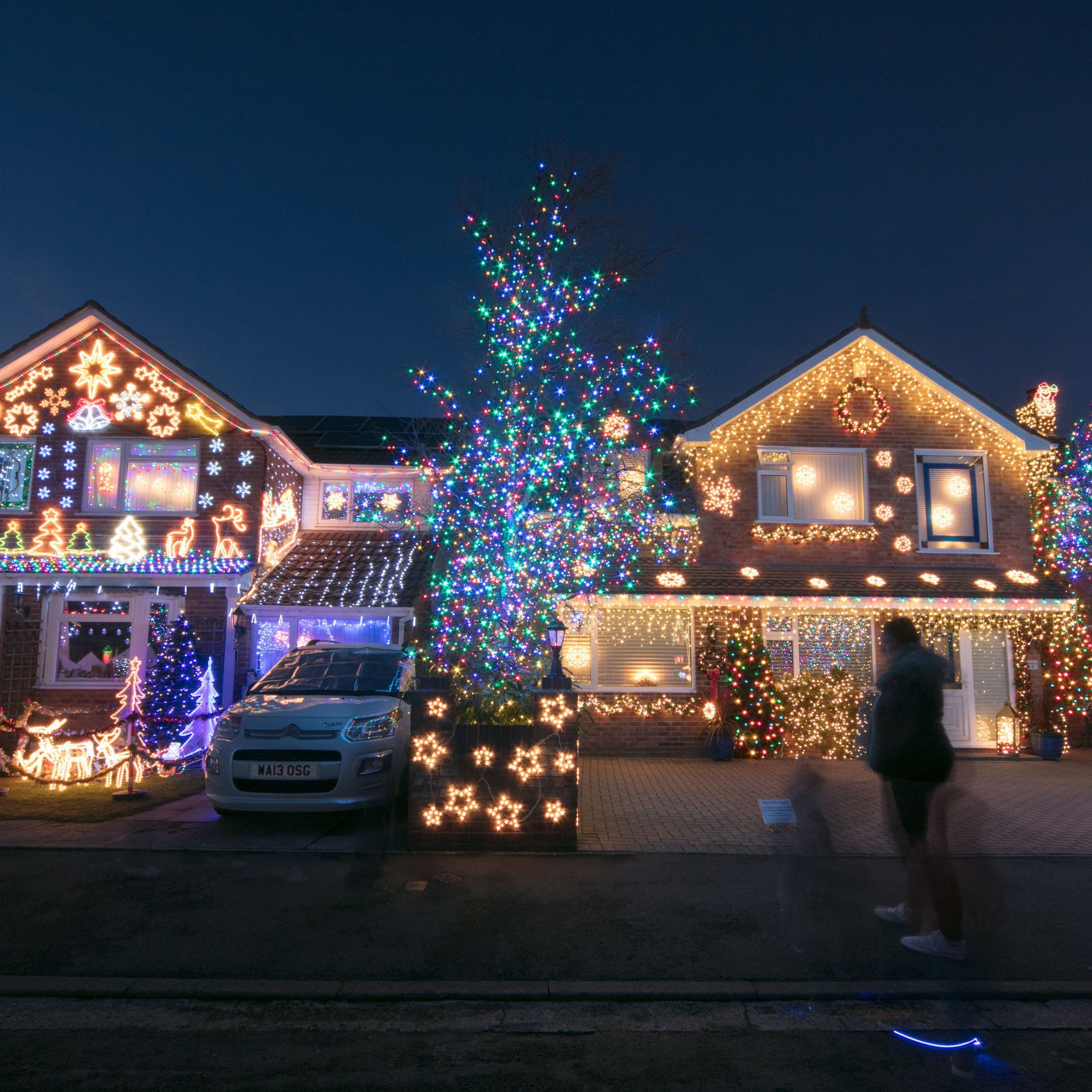 How to Set up Christmas Lights Synchronized to Music