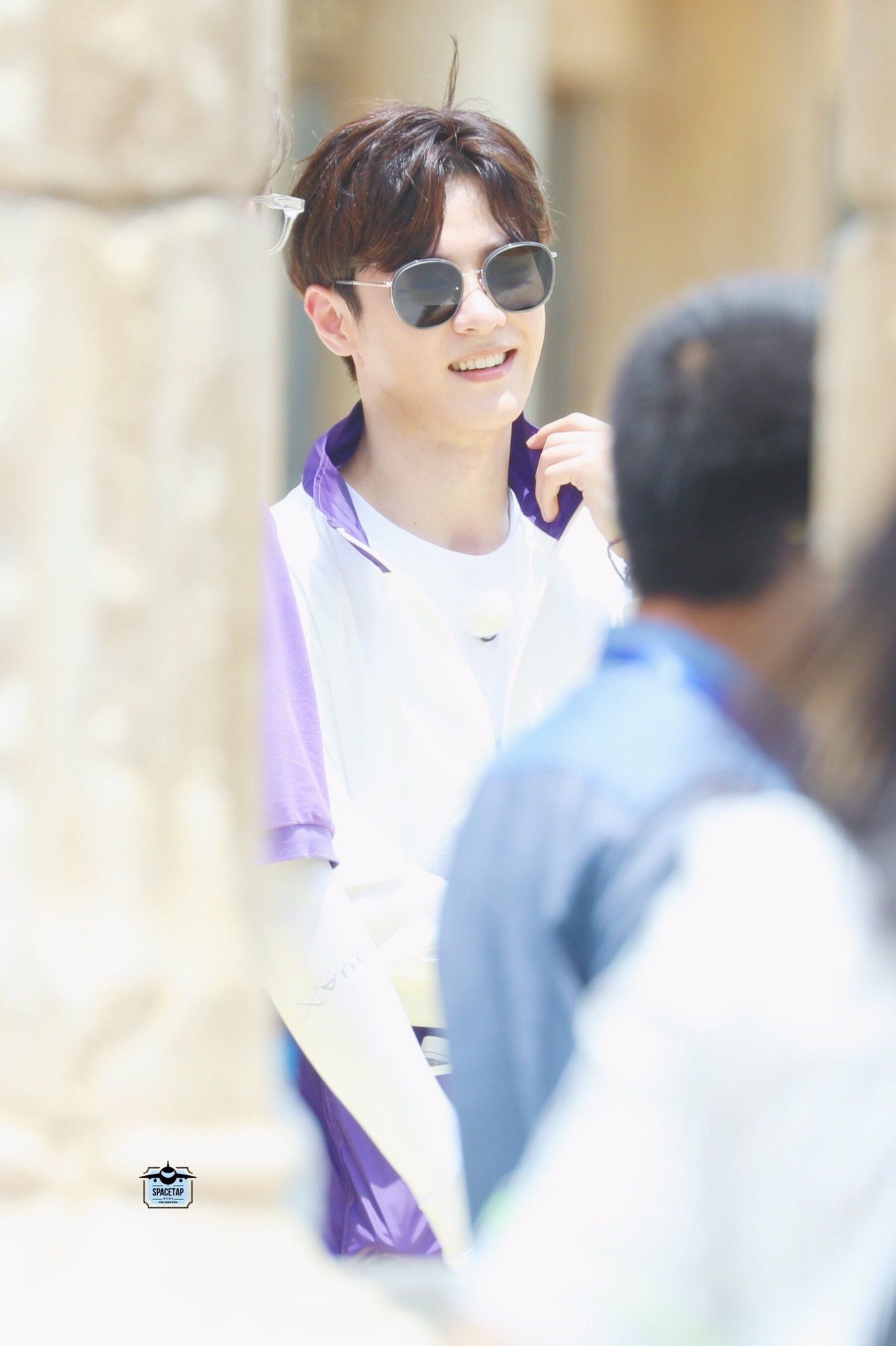 kun #qiankun #쿤 #錢錕 #WayV #WeishenV #NCT #威神V HD wallpaper lockscreen. Nct, Nct kun, Square sunglasses men