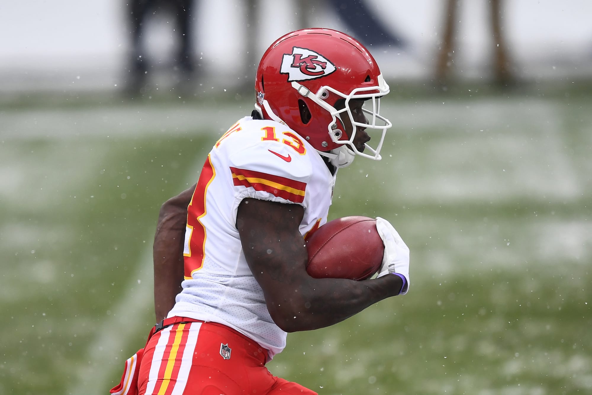 Chiefs place Byron Pringle on injured reserve