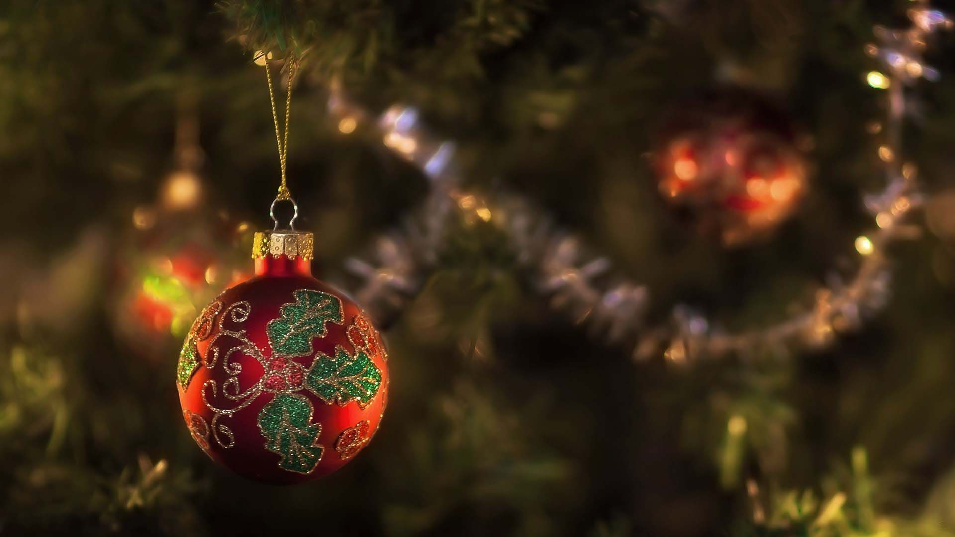 Glittering Christmas Ball. HD Christmas Wallpaper for Mobile and Desktop