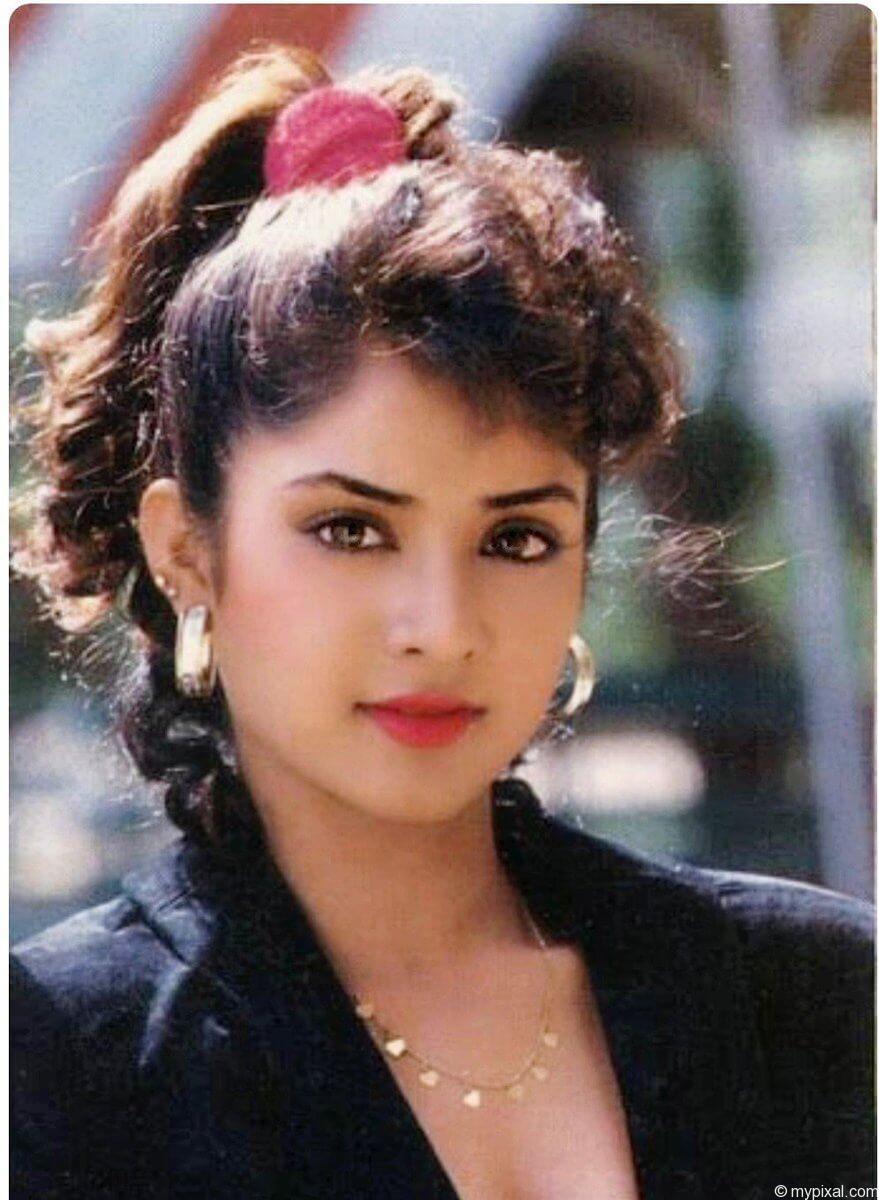 Divya bharti nude picture