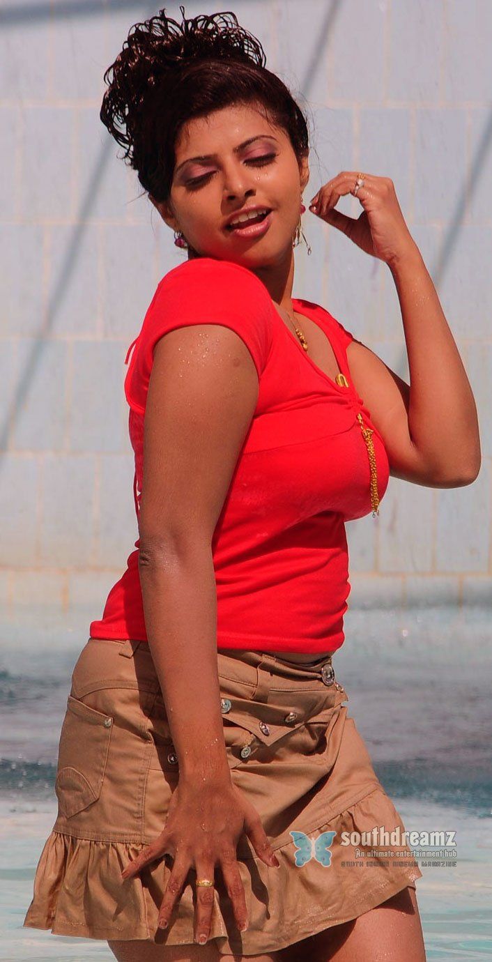 South Movie Gallery « Innisai kavalan « Wilfred gomez aarthi puri bhagya riyaz khan ponnambalam vijay menonbaby nikitha innisai kaavalan movie stills image 7 Indian Cinema Gallery