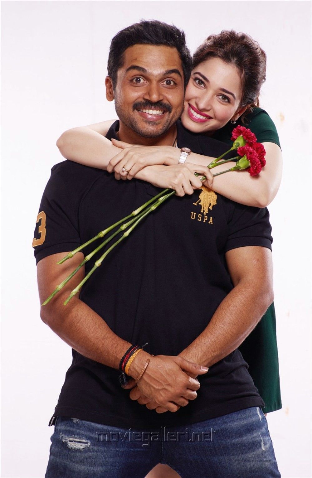 Thozha Movie New Photo. Nagarjuna. Karthi. Tamanna. New Movie Posters