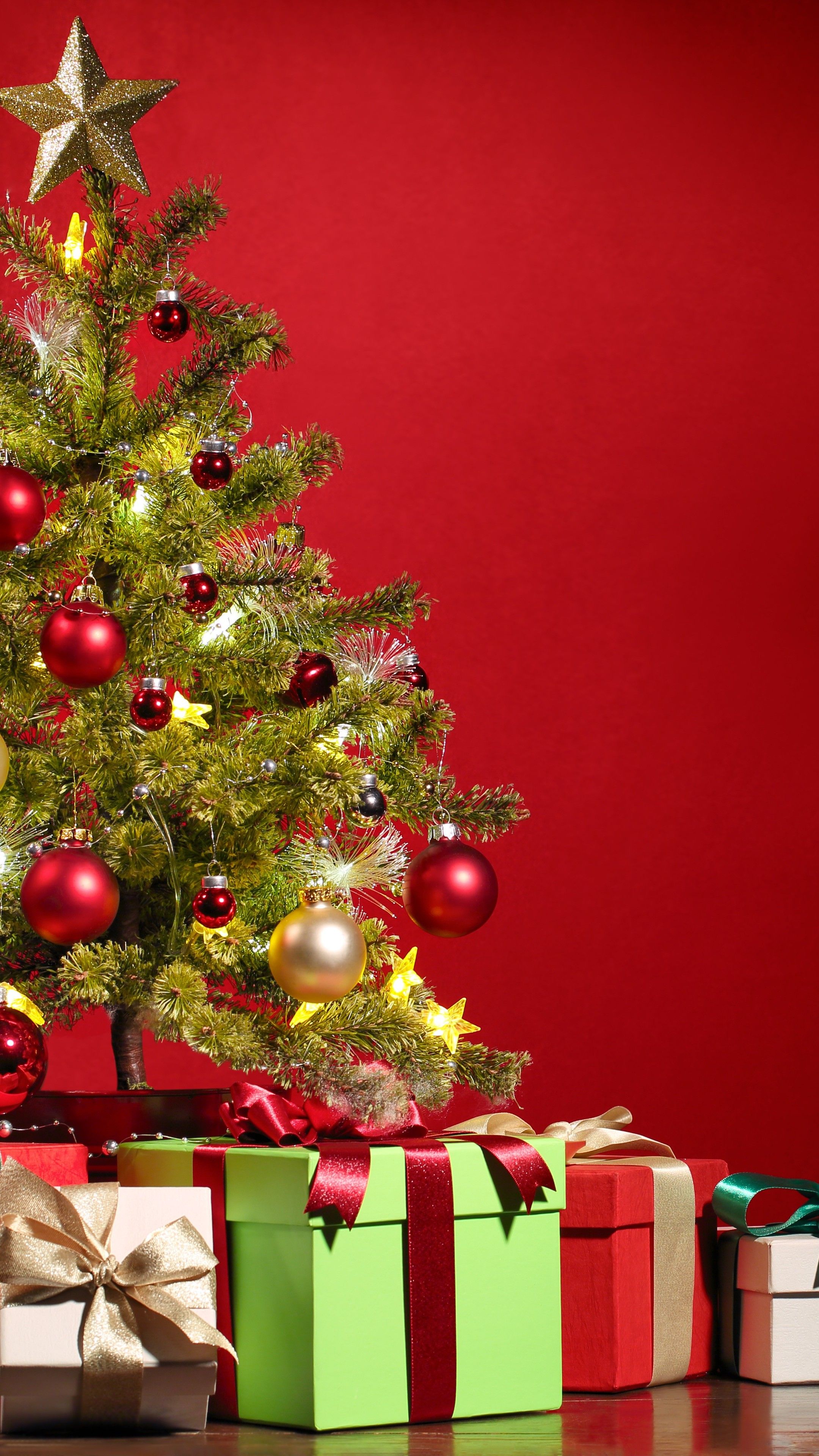 Wallpaper Christmas, New Year, Gifts, Fir Tree, Red, 5k, Holidays