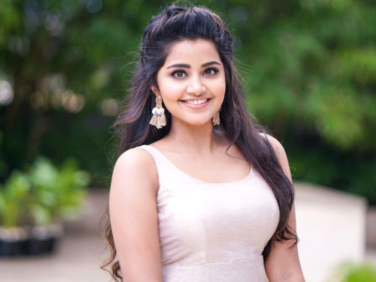 Happy Birthday Anupama Parameswaran: 5 best movies of the actress that will leave you feeling squeezed. The Times of India
