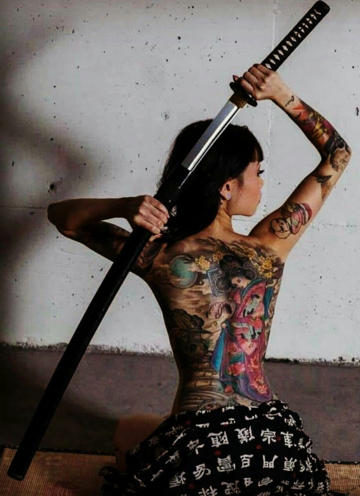 stuff. Japanese tattoo women, Tattooed women full body, Yakuza girl