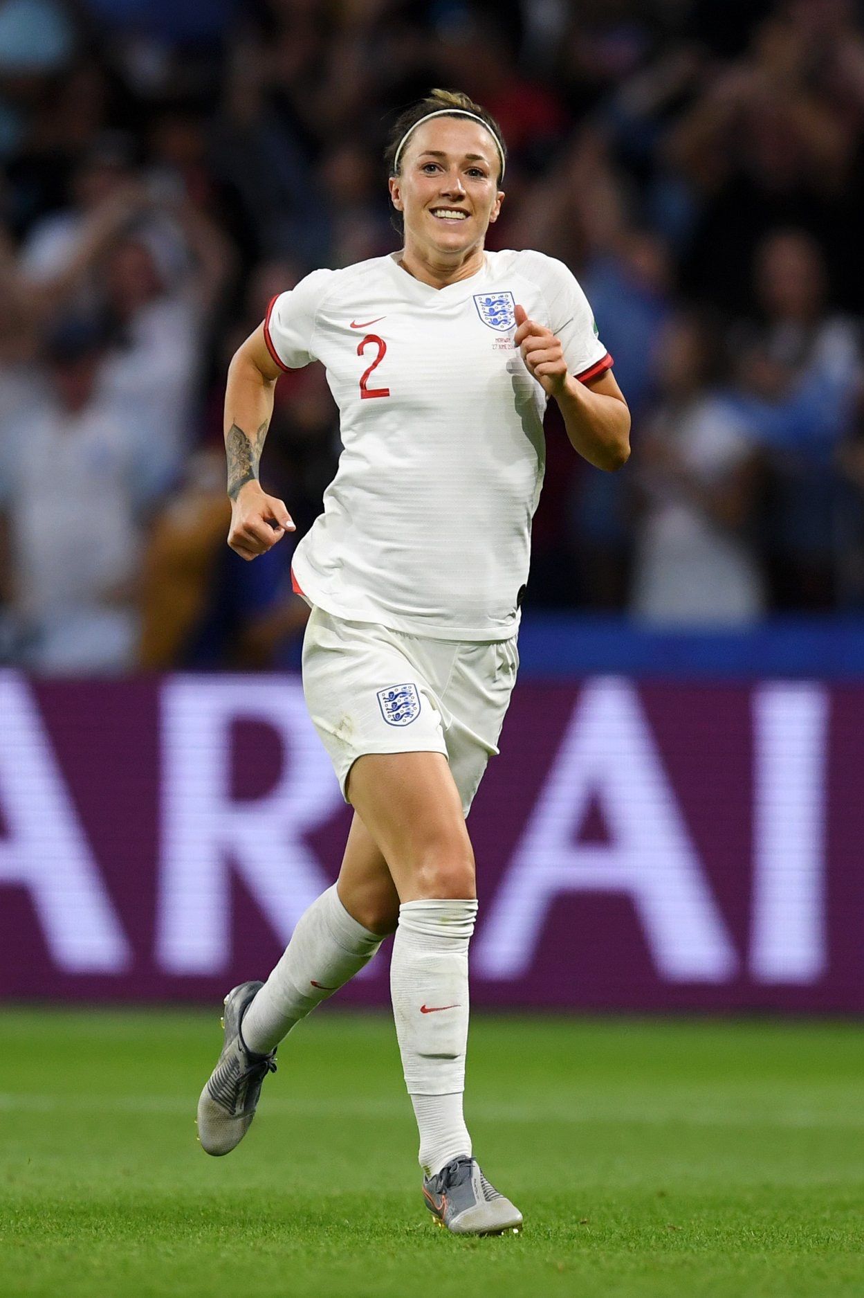 Lucy Bronze. Women's soccer, Womens soccer, Womens football