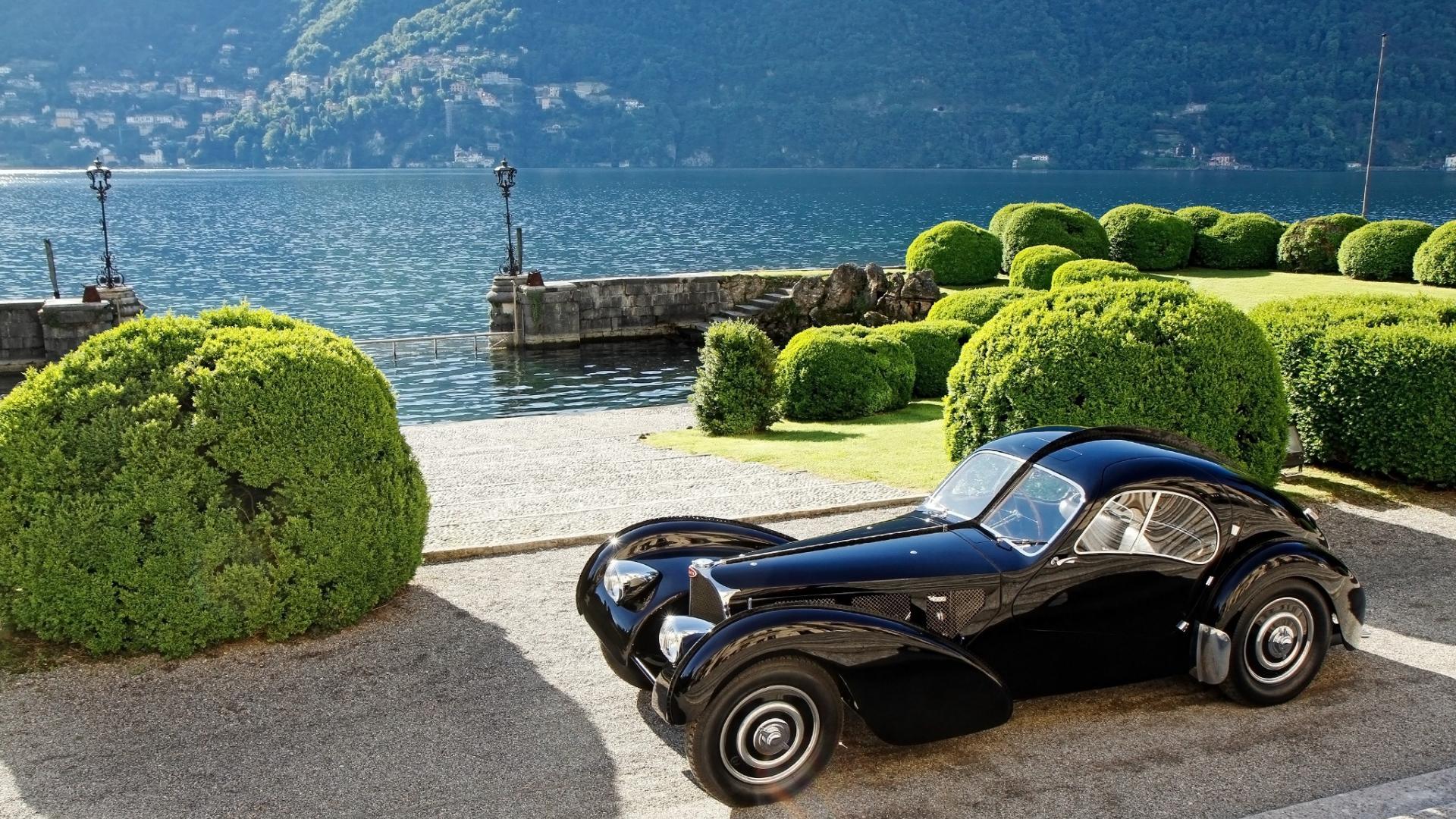 Classic Bugatti Wallpaper