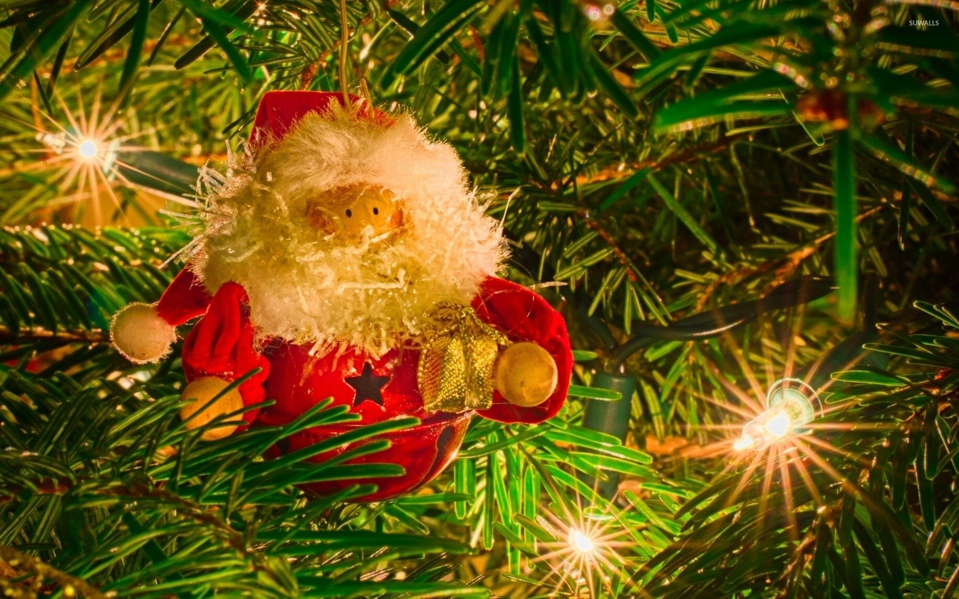 Santa And Christmas Tree Wallpapers Wallpaper Cave