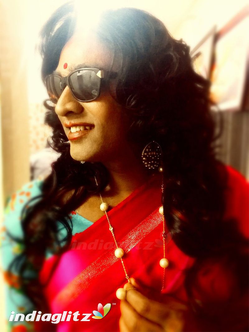 Super Deluxe Photo Movies photo, image, gallery, stills, clips