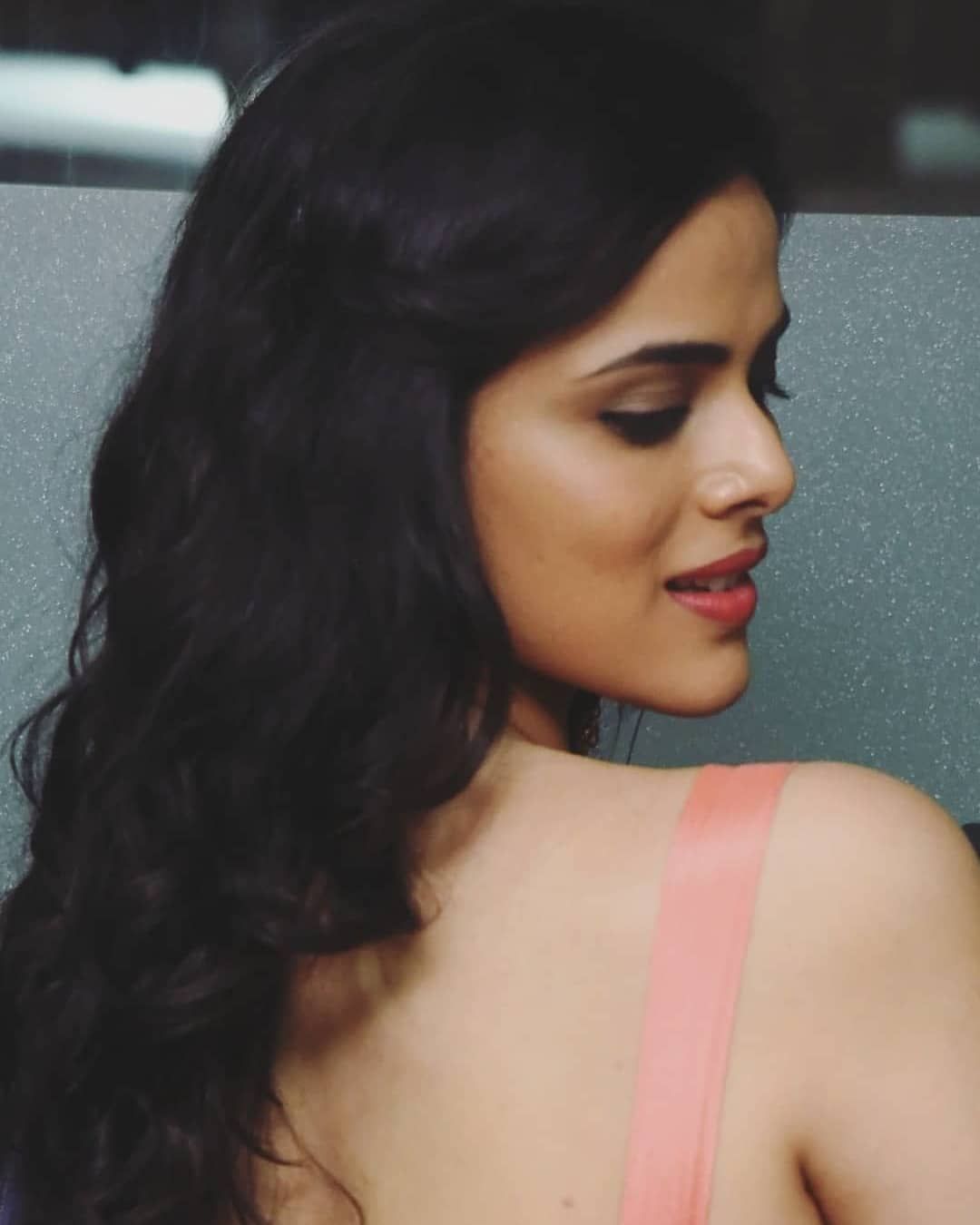 Kriti Garg New Latest HD Photo. Raahu Movie Heroine Kriti Garg Photo Shoot ImageCineFrames