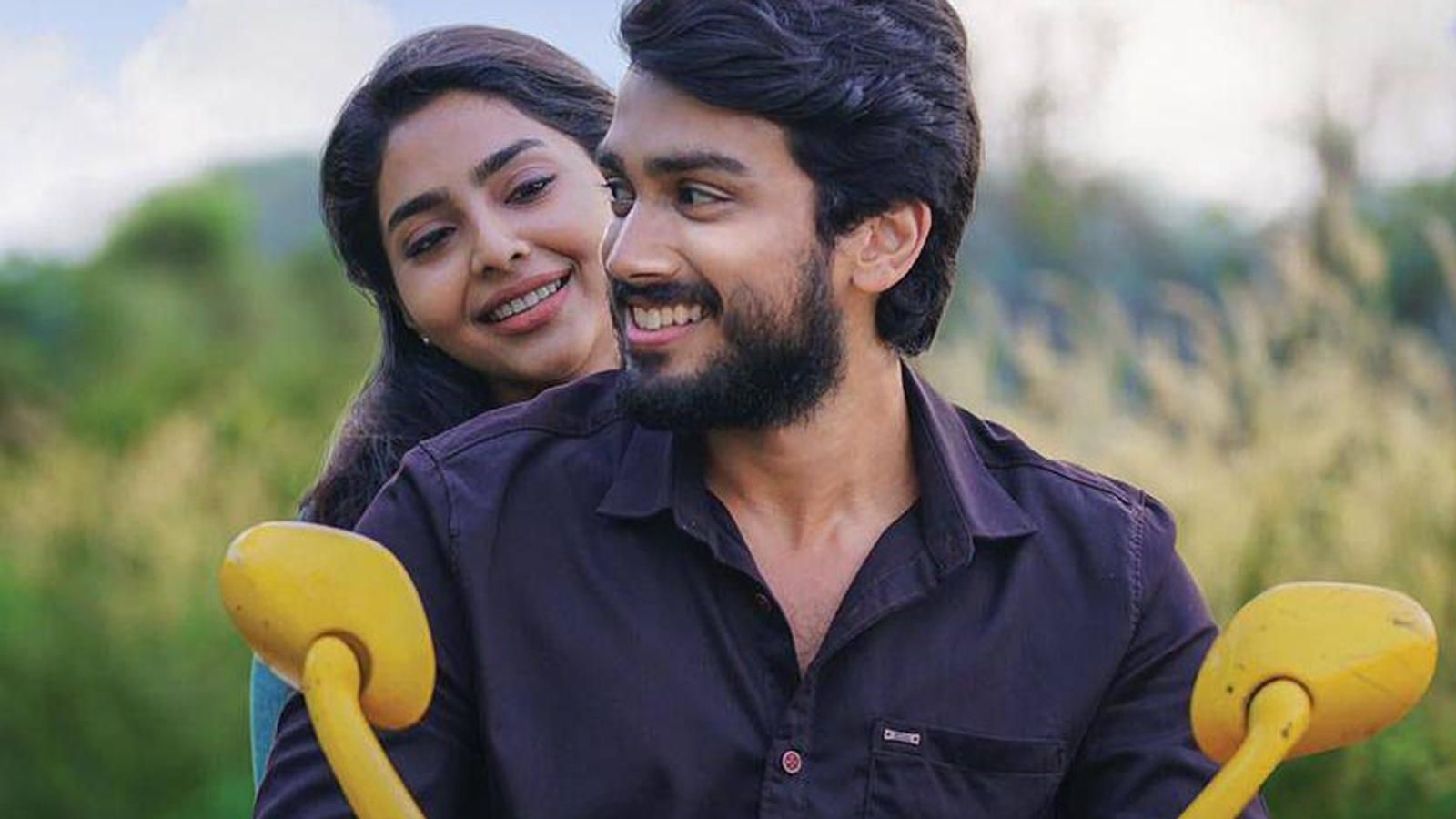 Kalidas Jayaram Argentina Fans Kaattoorkadavu: Kalidas Jayaram- Aishwarya Lekshmi's Argentina Fans Kaattoorkadavu to release on March 1. Malayalam Movie News of India
