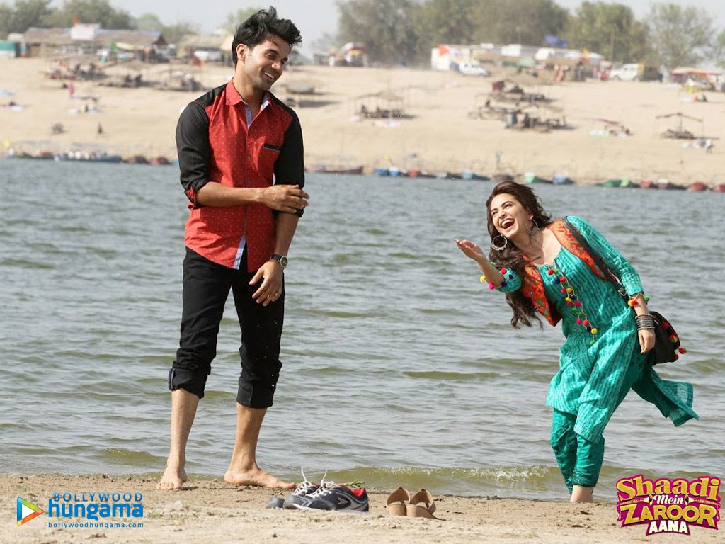 Shaadi Mein Zaroor Aana 2017 Wallpaper. Shaadi Mein Zaroor Aana 005 2 2