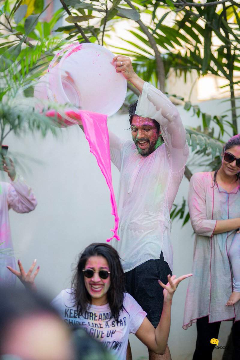 Colourful Pics: Allu Arjun, Sneha Reddy & kids celebrate Holi in style!. Telugu Movie News of India