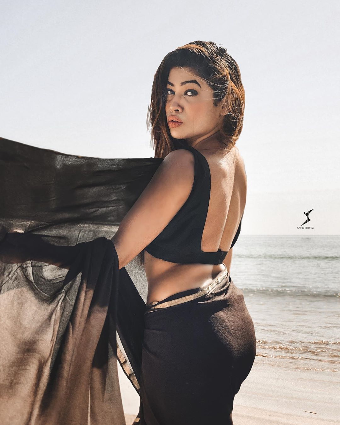 176k Likes, 7,347 Comments