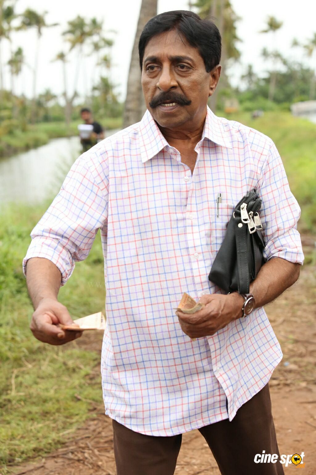 Sreenivasan in Njan Prakashan