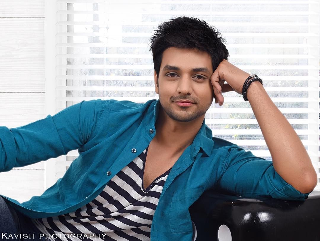 Cute cute n super cute. Shakti arora, Vijay actor, Photo poses