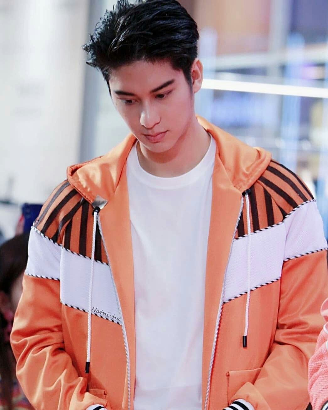 Pin oleh Cátia Silva di August Vachiravit