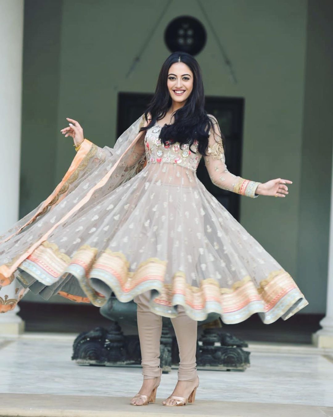 Yeh Jadu Hai Jinn Ka