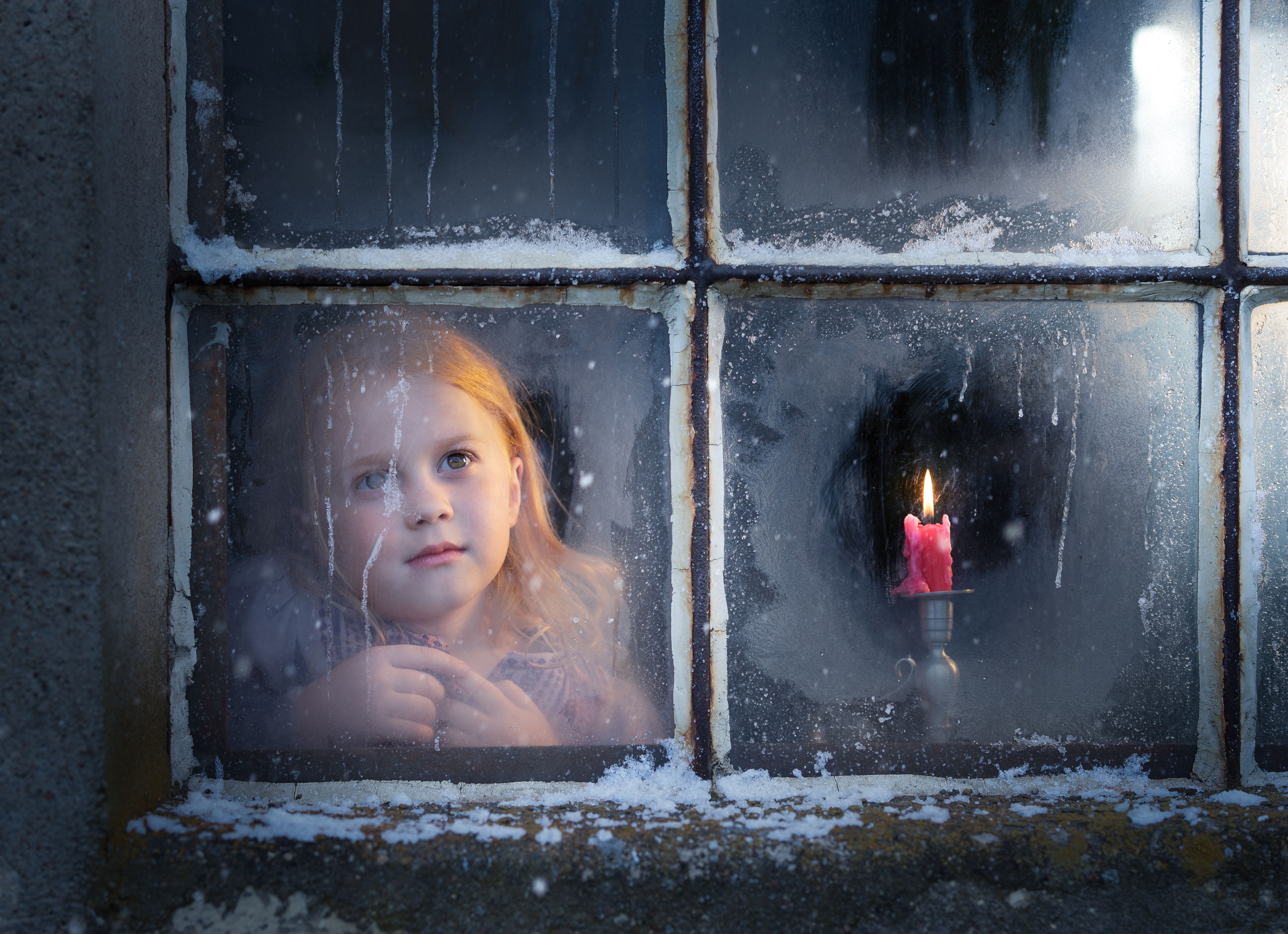 Cute girl 4K Wallpaper, Winter, Christmas, Snow, Window, Girly, 5K, Cute