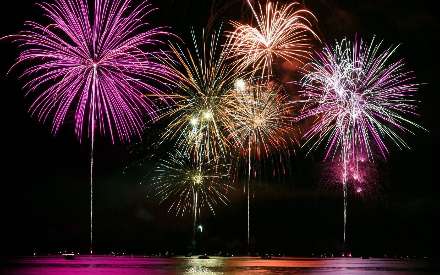 Happy New Year Fireworks Wallpaper. Full HD Wallpaper