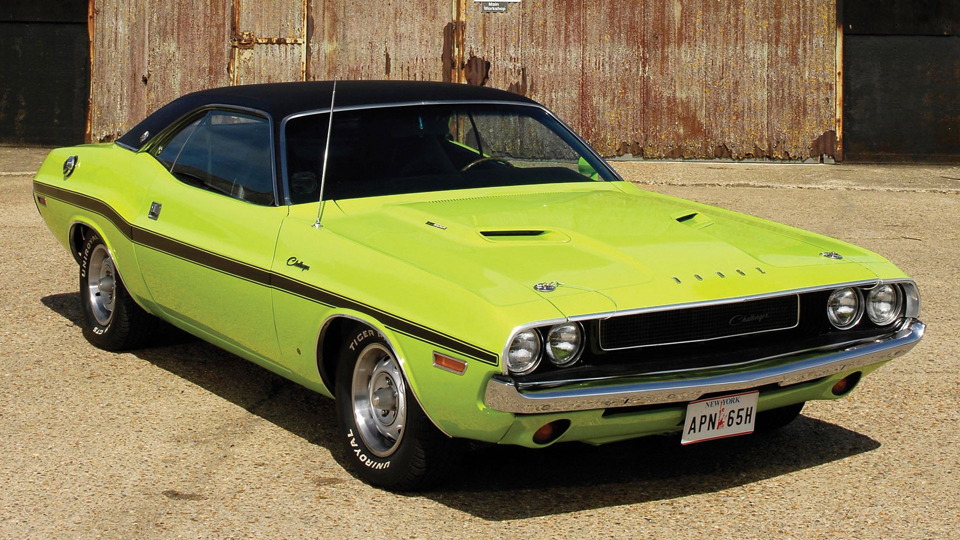 Dodge Challenger R T SE Wallpaper, Specs & Videos