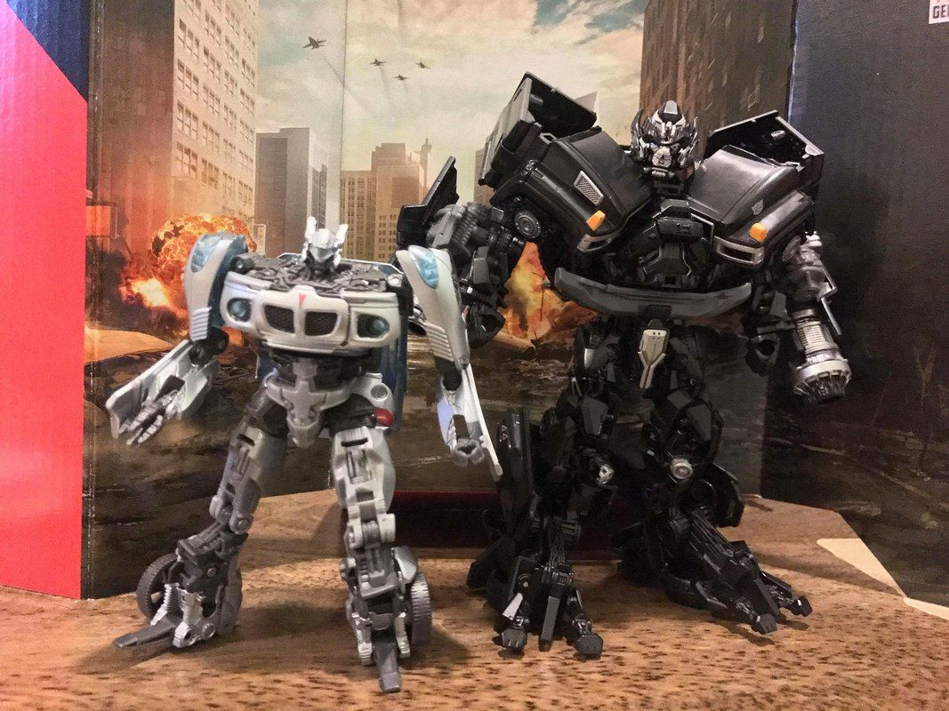 Transformers Studio Series Ironhide Out of Box Photo Of Wave 3 Voyager