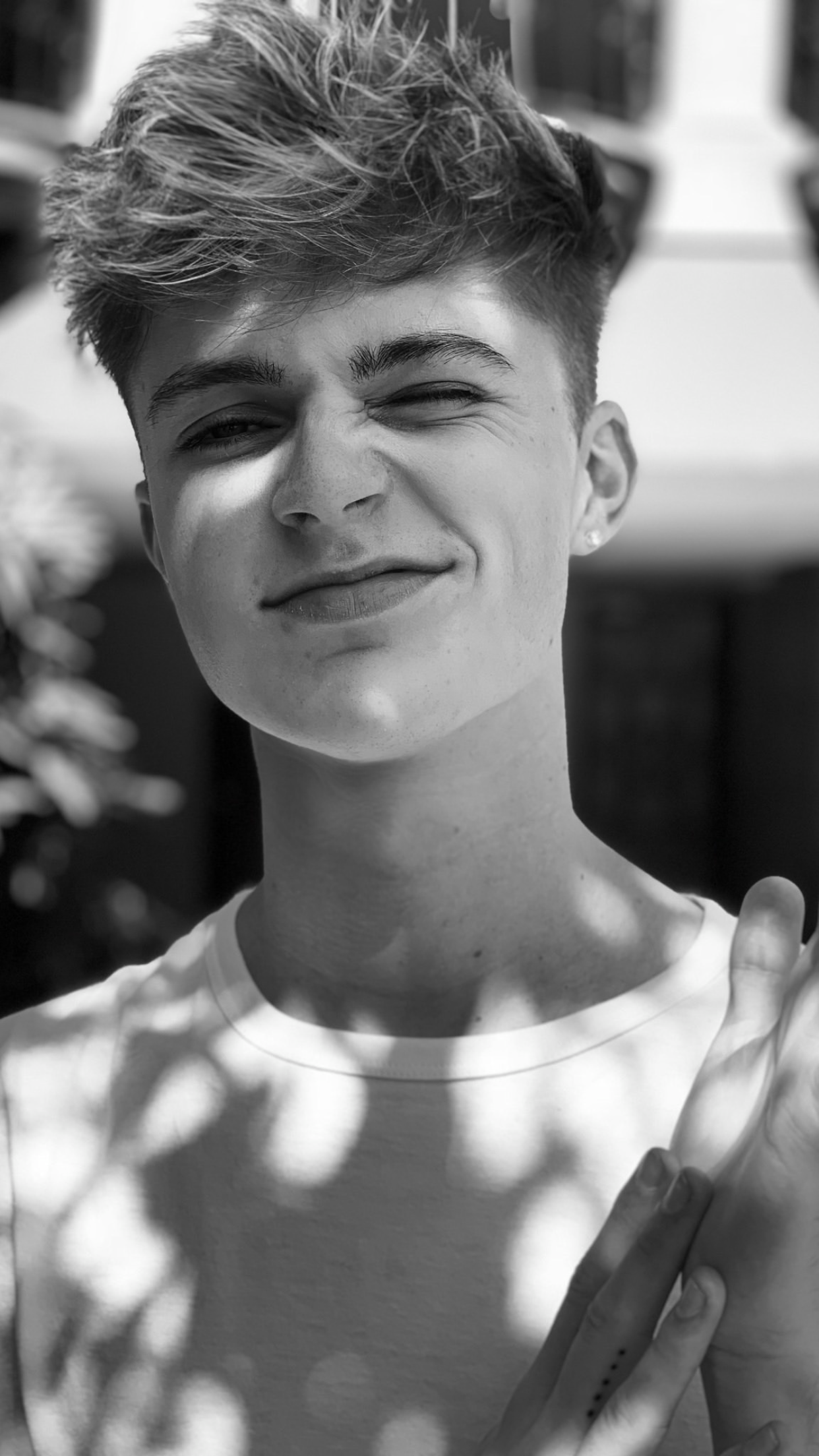 Harveyy. Wajah, Orang, Ekspresi wajah